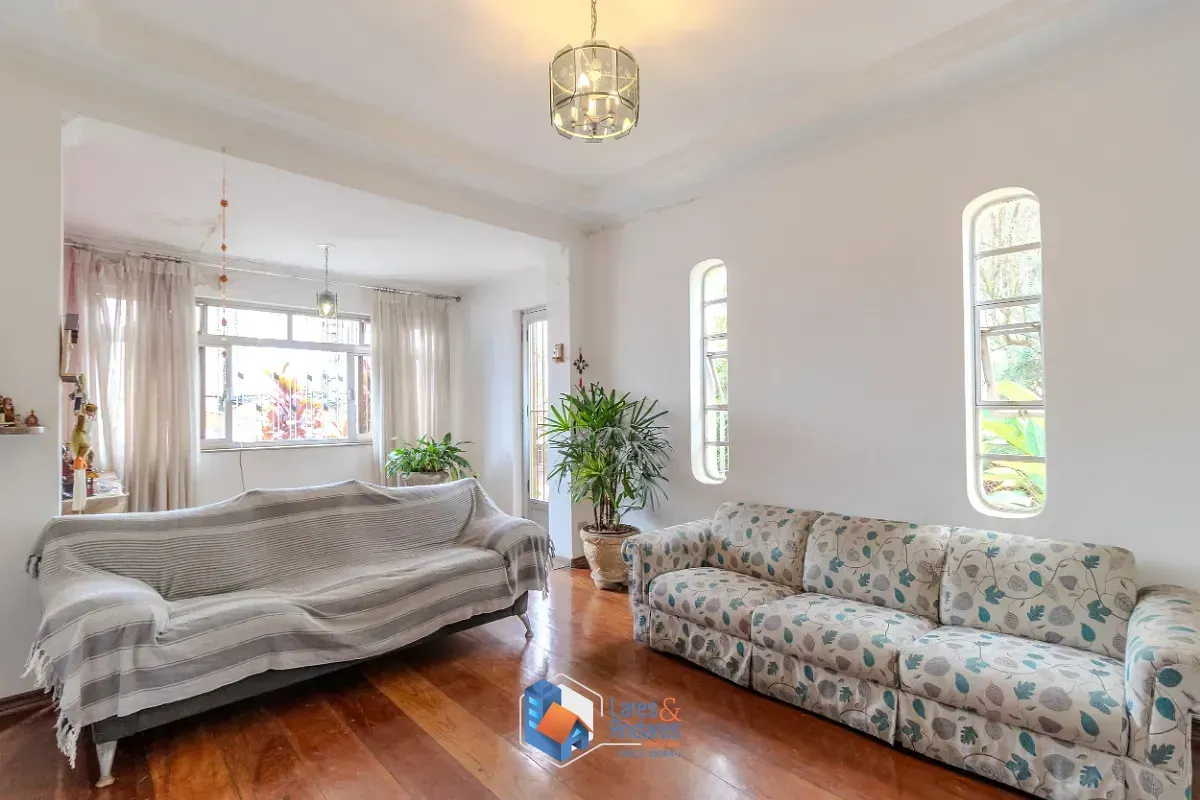 Imagem Casa para venda em Bosque da Saúde com 4 quartos, 410m²