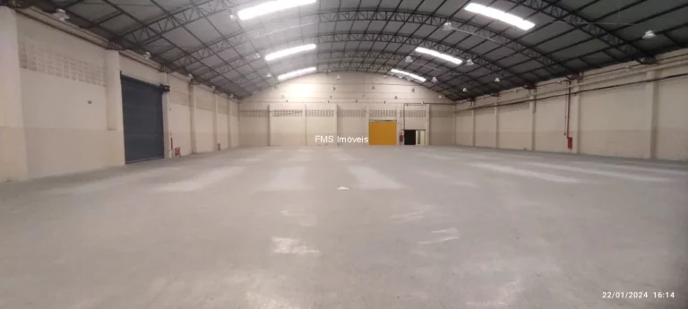 Imagem Galpão com 3600m² em Taboão da Serra - SP