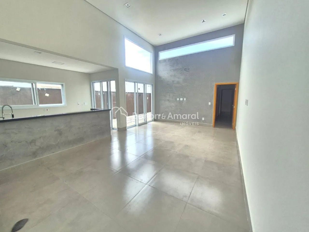 Imagem Casa a venda no Condomínio Jardim dos Lírios - Paulínia, SP