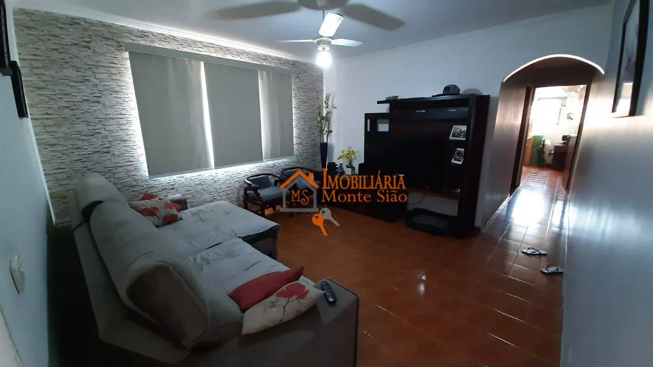 Imagem Sobrado com 6 dormitórios à venda, 257 m² por R$ 720.000,00 - Jardim Santa Clara - Guarulhos/SP