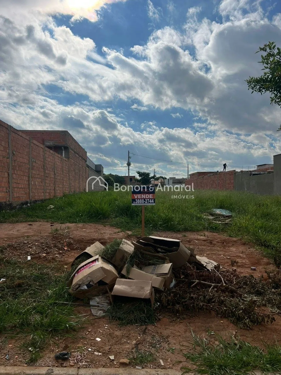 Imagem Terreno à venda no bairro Nova Veneza - Paulínia/SP.