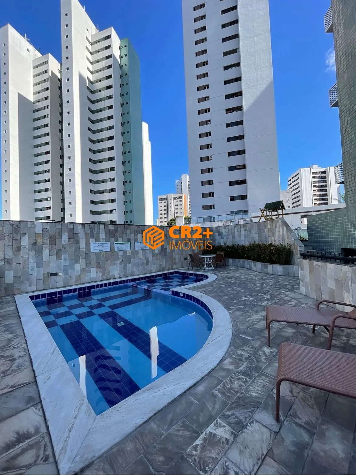 Imagem Vendo apartamento de Luxo na Tamarineira 4 suítes- 162m²