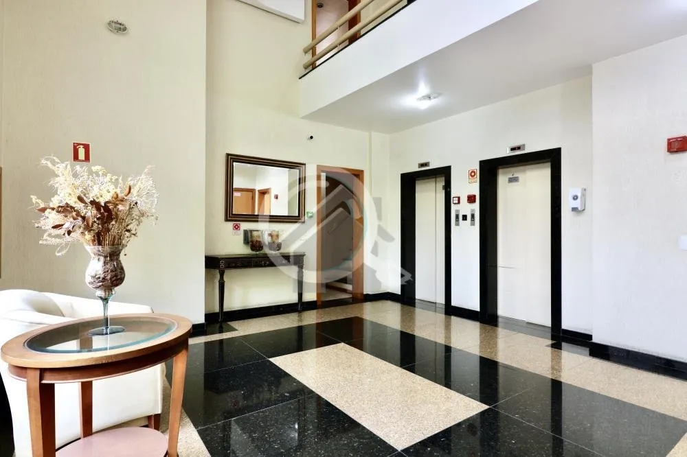 Imagem Raro apartamento andar inteiro, parte nobre da Av. Bagé, 148m2 privativos, 3 vagas de garagem, ampl...