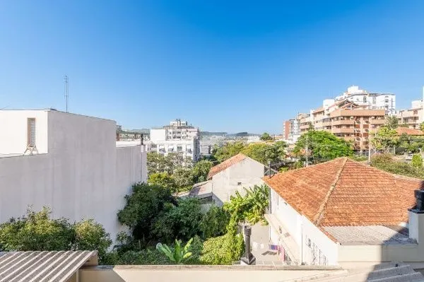 Imagem Vende-se apartamento com 2 quartos (1 suíte), 74m² e 2 vagas - Petrópolis