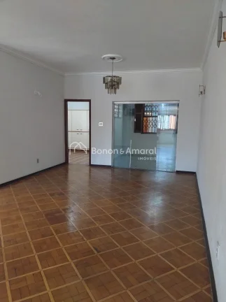 Imagem Casa assobrada com excelente localização! 
Quase esquina com Rua Paula Bueno e próximo Avenida Or...