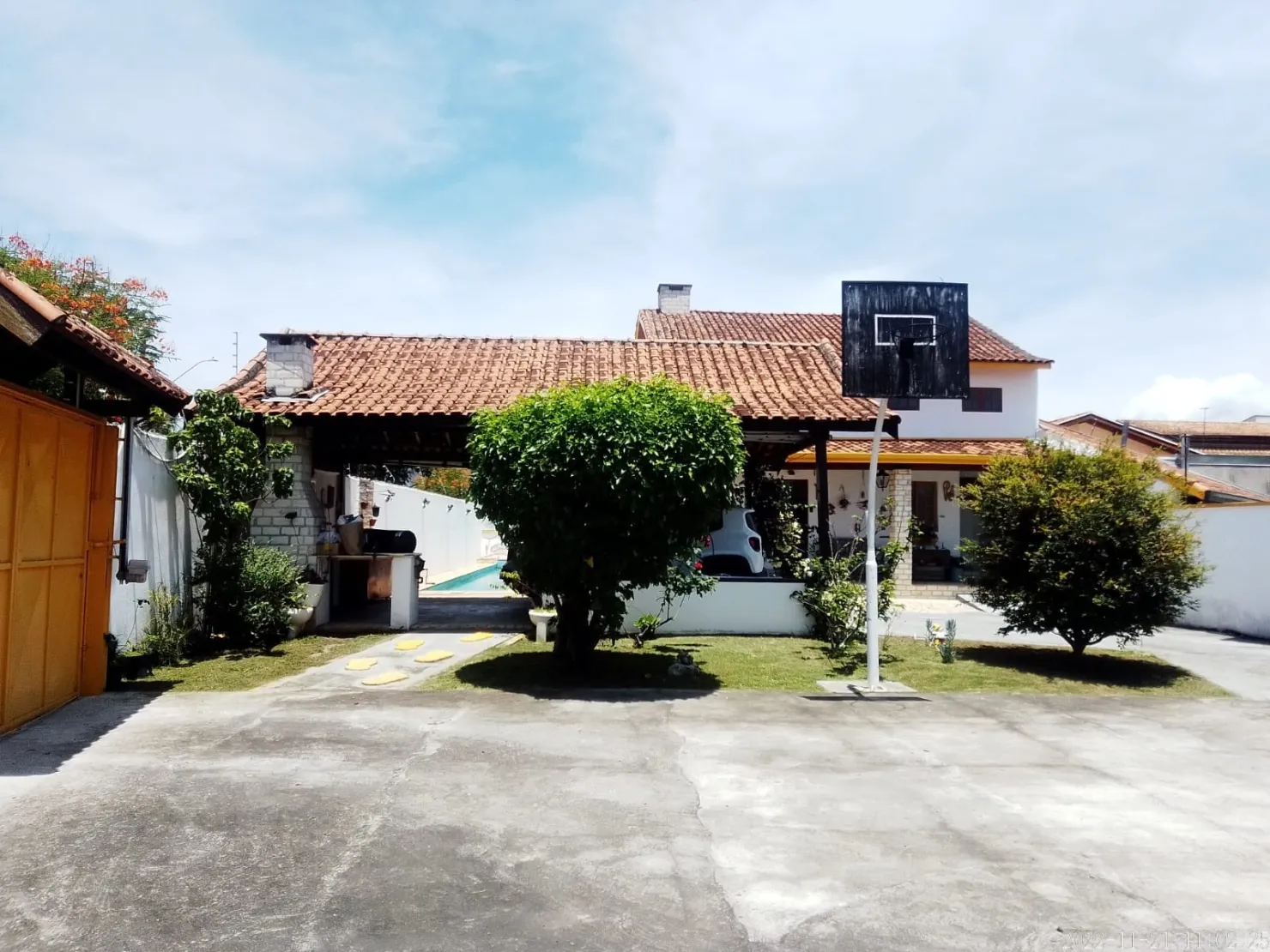 Imagem Casa à venda 2 Quartos, 1 Suite, 5 Vagas, 900M², Vila São Geraldo, Taubaté - SP