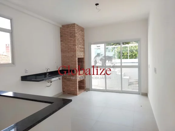 Imagem Bela Casa Alta Duplex em Santos no bairro Campo Grande com 3 dormitórios, churrasqueira e piscina por R$ 1.250.000,00