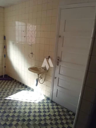 Imagem Casa para Venda em Santos, Pompéia, 4 dormitórios, 1 suíte, 3 banheiros, 2 vagas