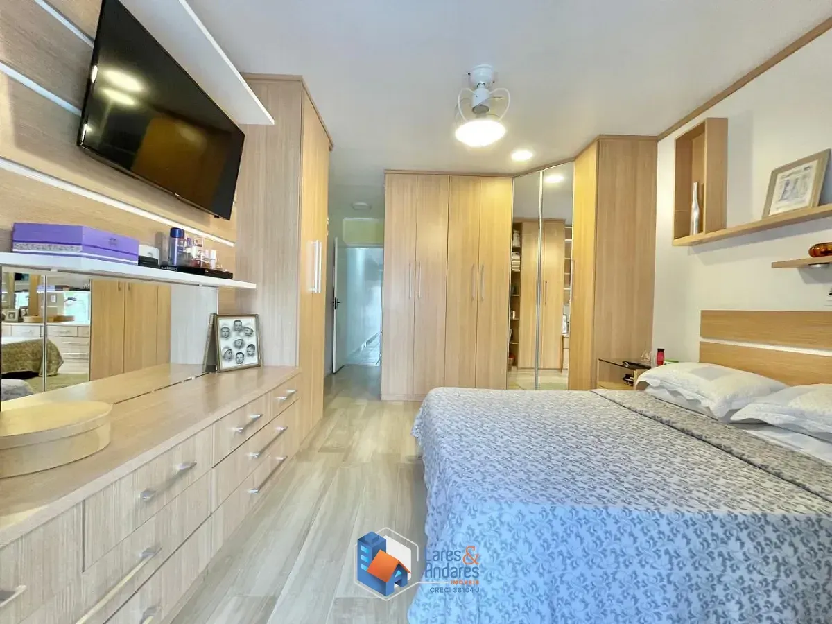 Imagem Sobrado para venda em Chácara Mafalda com 3 quartos, sendo 1 suíte, 141m²