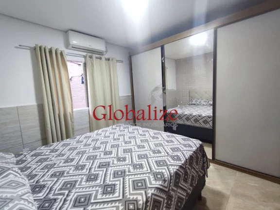 Imagem Sobrado com 3 dormitórios, armários planejados, excelente oportunidade no bairro do Macuco em Santos