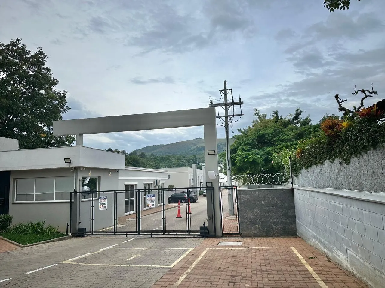 Imagem Excelente casa a venda em condomínio fechado no bairro Vila Nova.