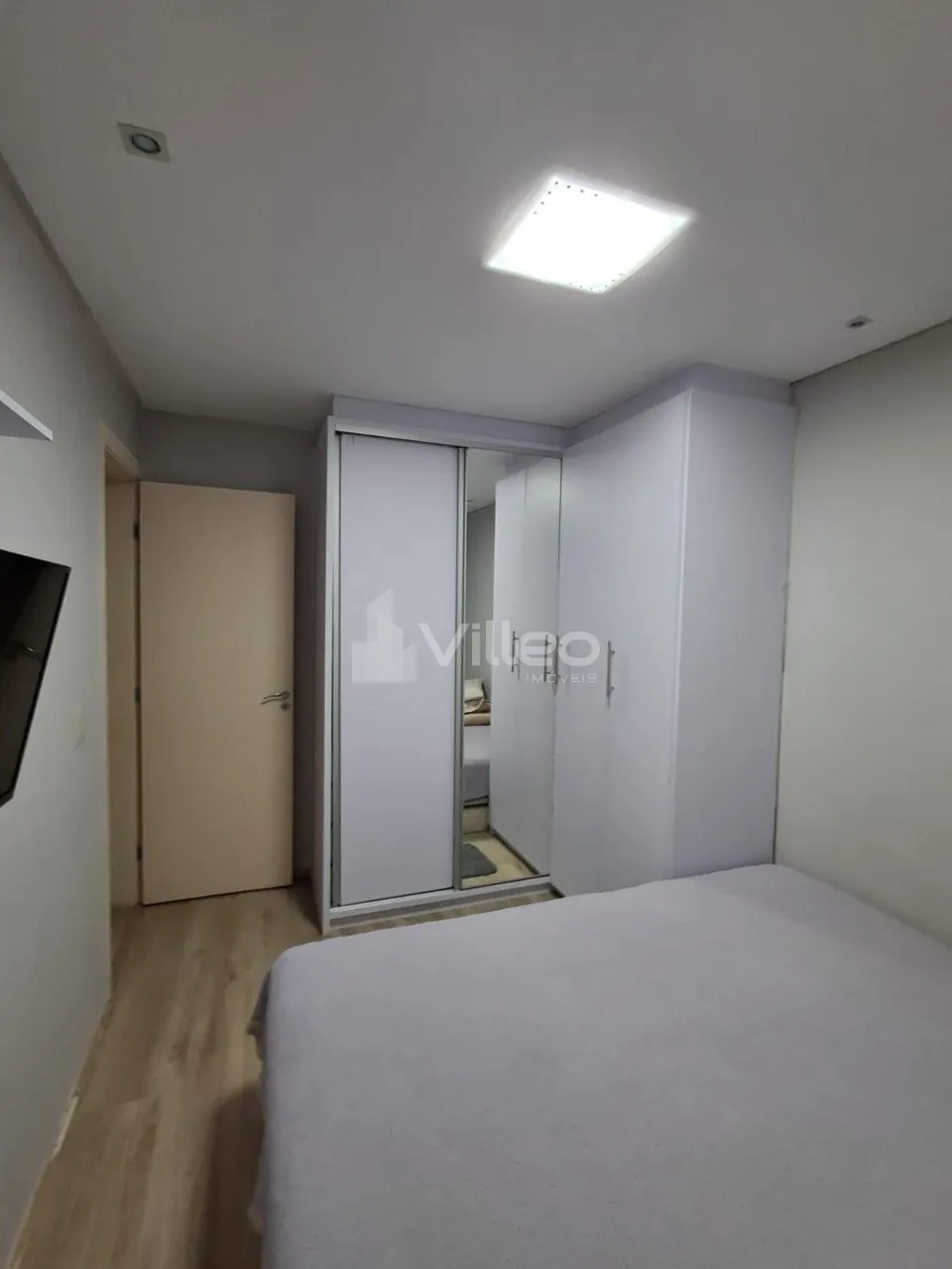 Imagem Apresentamos esta excelente casa em condomínio no Villagio di Lucca, localizado no Jardim São Clar...