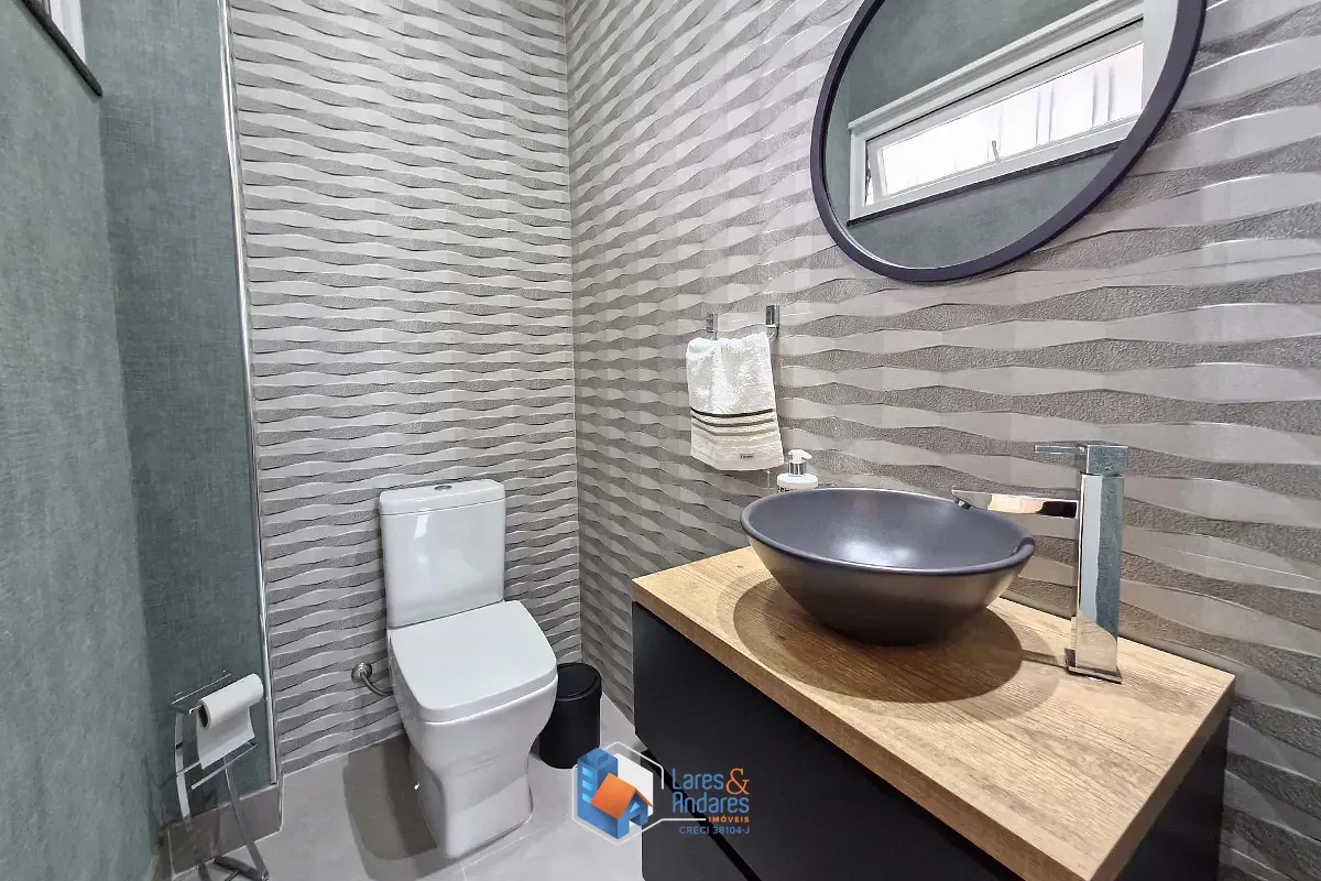 Imagem Sobrado para venda em Tucuruvi com 5 quartos, sendo 5 suítes, 382m²