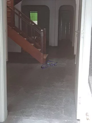 Imagem Sobrado para locação com 6 salas 2 banheiros