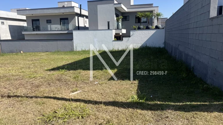 Imagem Terreno à Venda 250m² Leve aclive Pronto para construir - Bairro Floresta