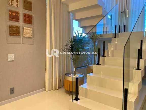Imagem Casa de alto padrão na Riviera com design refinado e piscina com spa
