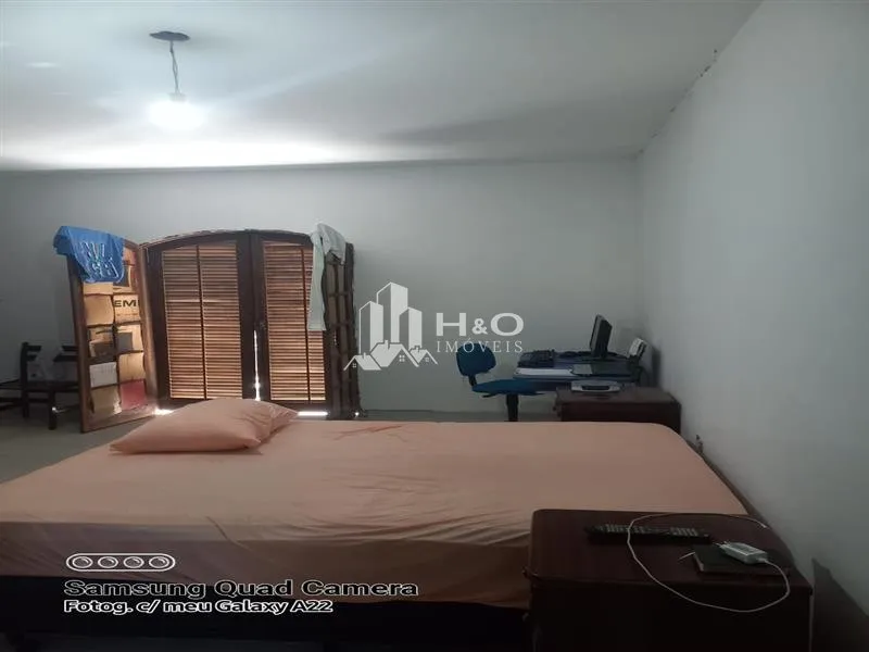 Imagem Oportunidade Sobrado à Venda no Parque Savoy City - 4 Dormitórios, 2 Suítes, Terraço e Quintal Amplo