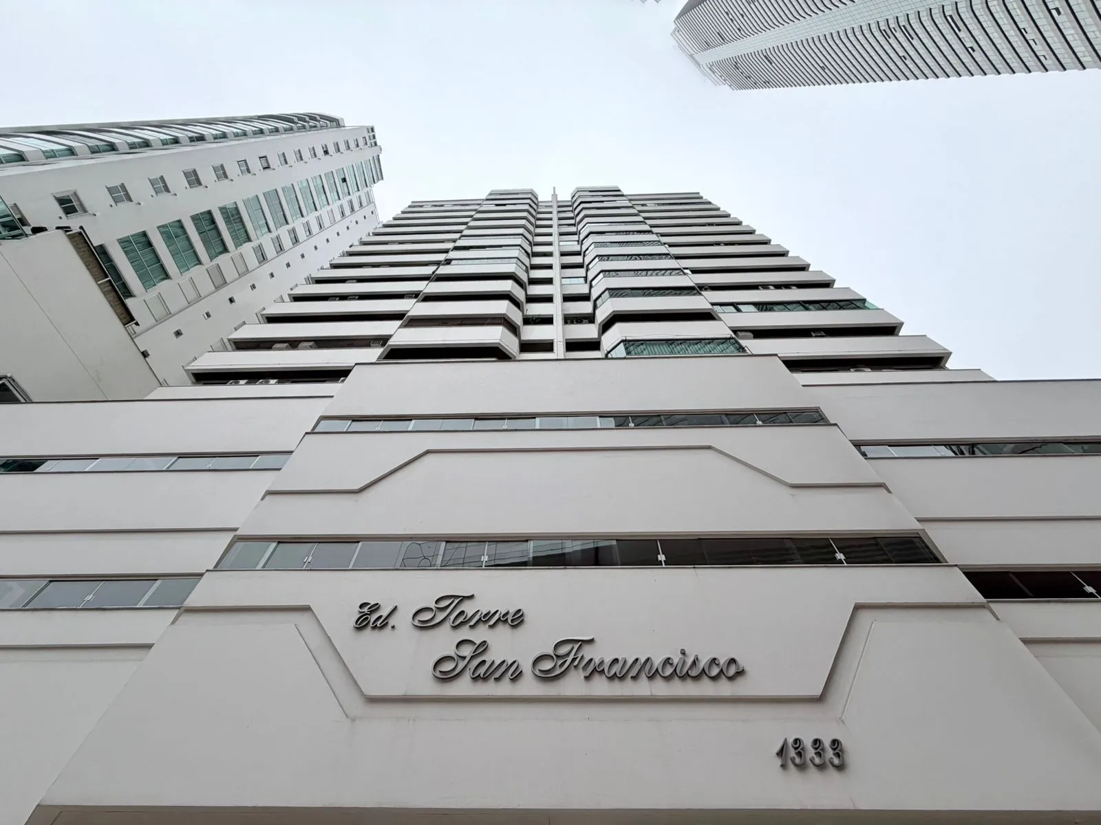 Foto do imóvel Apartamento com vista para o mar à venda com 142m2 por R$ 2.500.000,00