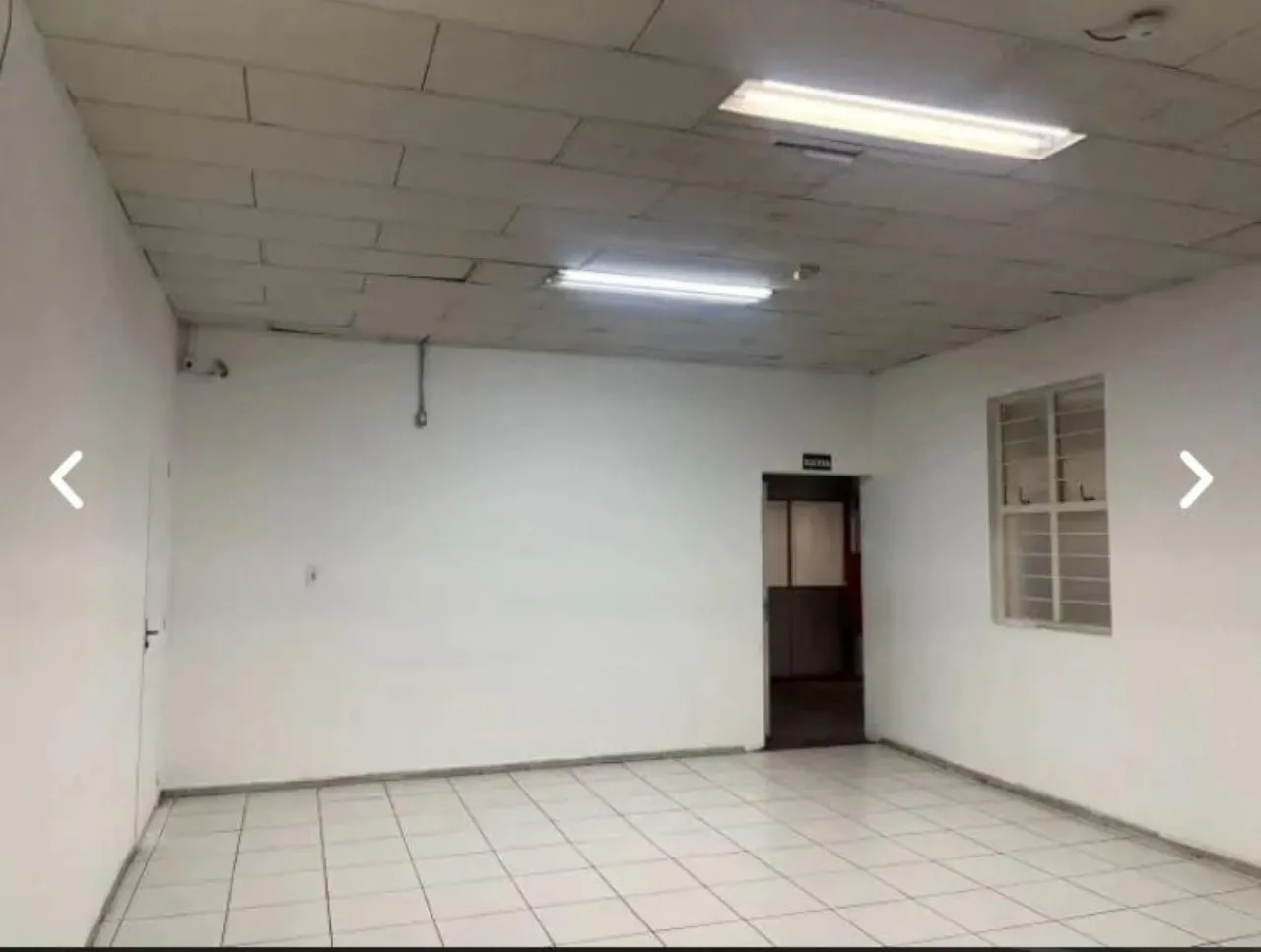 Imagem Galpão Comercial para Locação em Sorocaba-SP, Jardim Vera Cruz: 12 Salas, 6 Banheiros, 10 Vagas de Garagem, 1.265m².