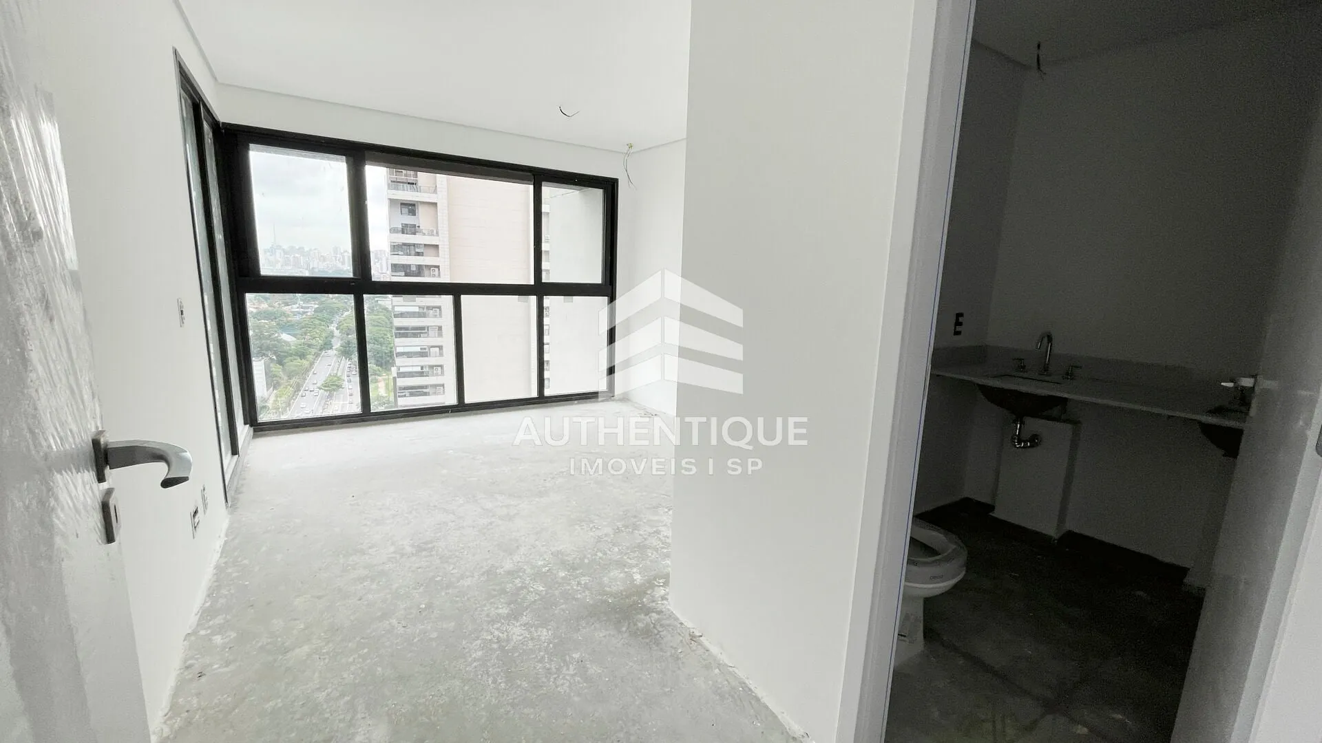 Imagem Window Moema - Apartamento Duplex em Moema à Venda