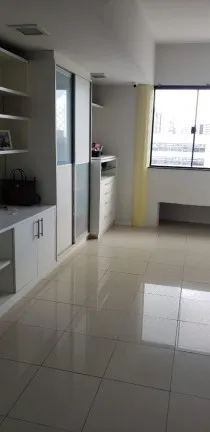 Imagem Apartamento com 5 Quartos à Venda, 340 m² em Jardim Renascença - São Luís