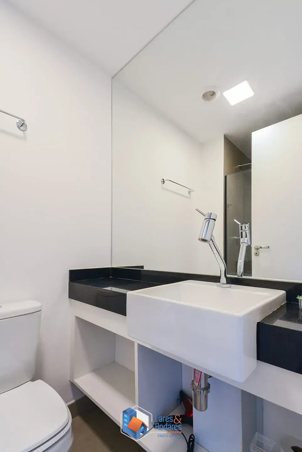 Imagem Studio para venda em Cerqueira César com 1 quarto, sendo 1 suíte, 24m²