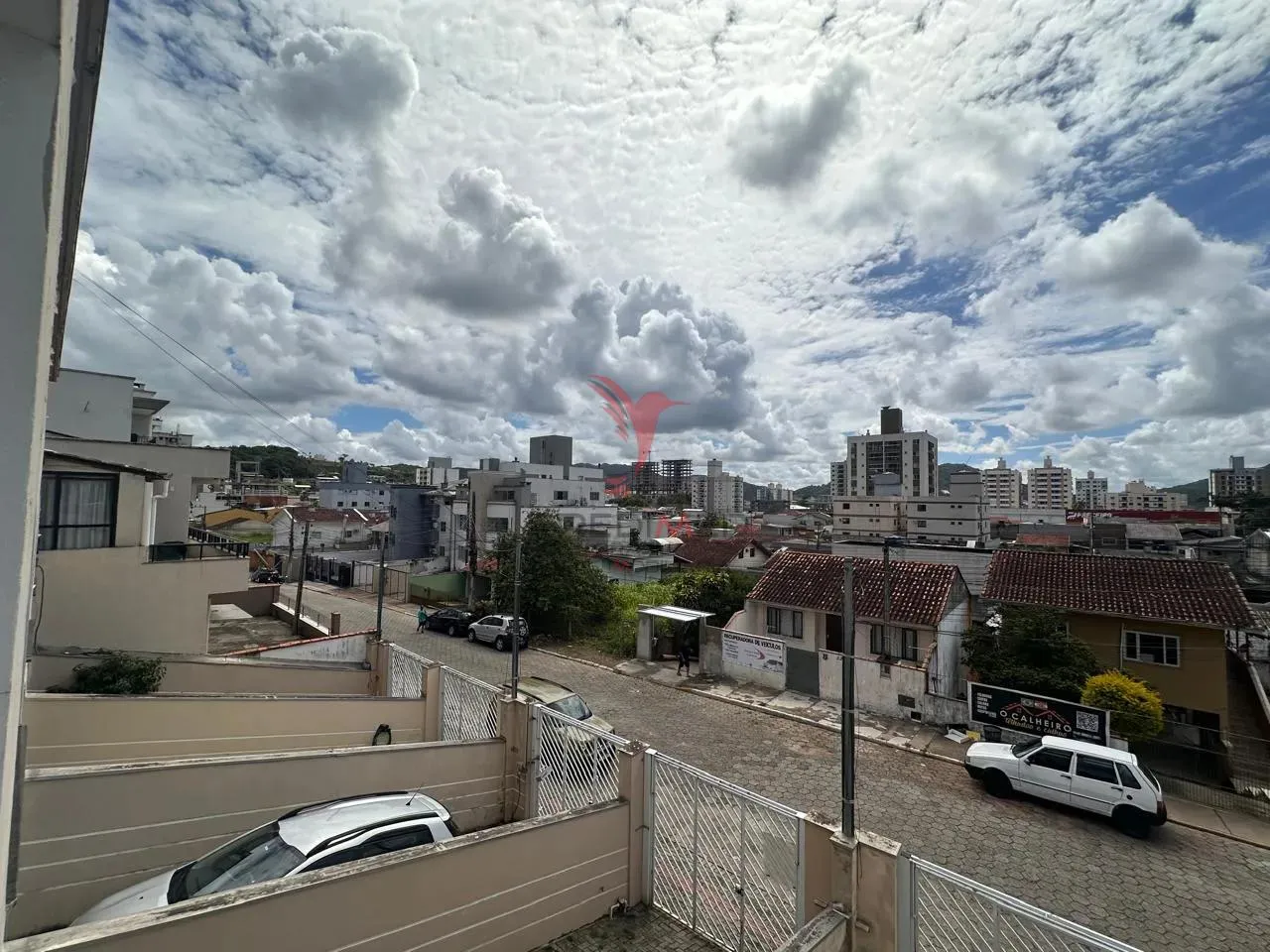 Imagem Sobrado Moderno no Tabuleiro: Conforto e Localização Privilegiada em Camboriú
