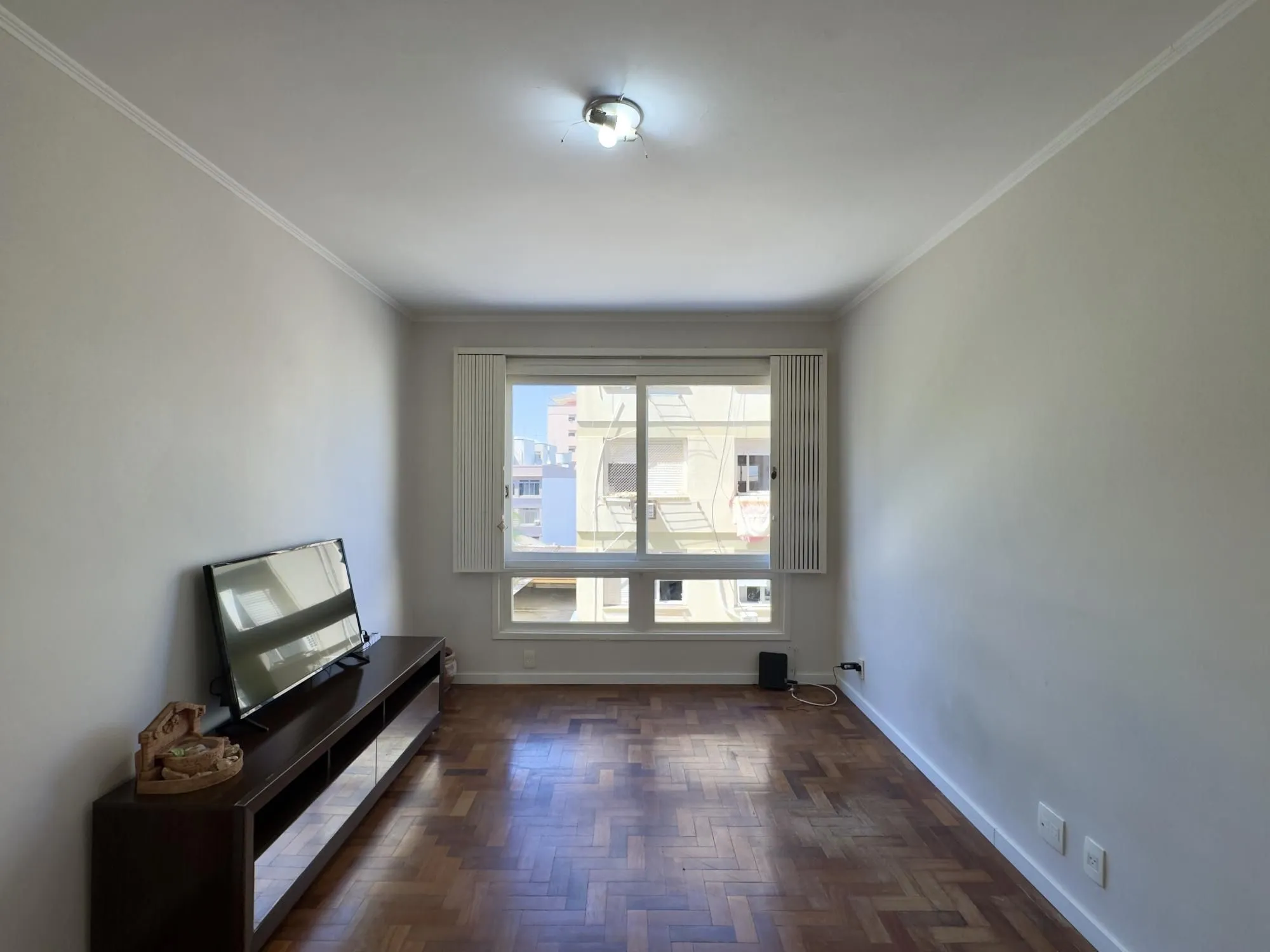 Imagem Apartamento 1 dormitório, super amplo, com vaga de garagem no Centro Histórico