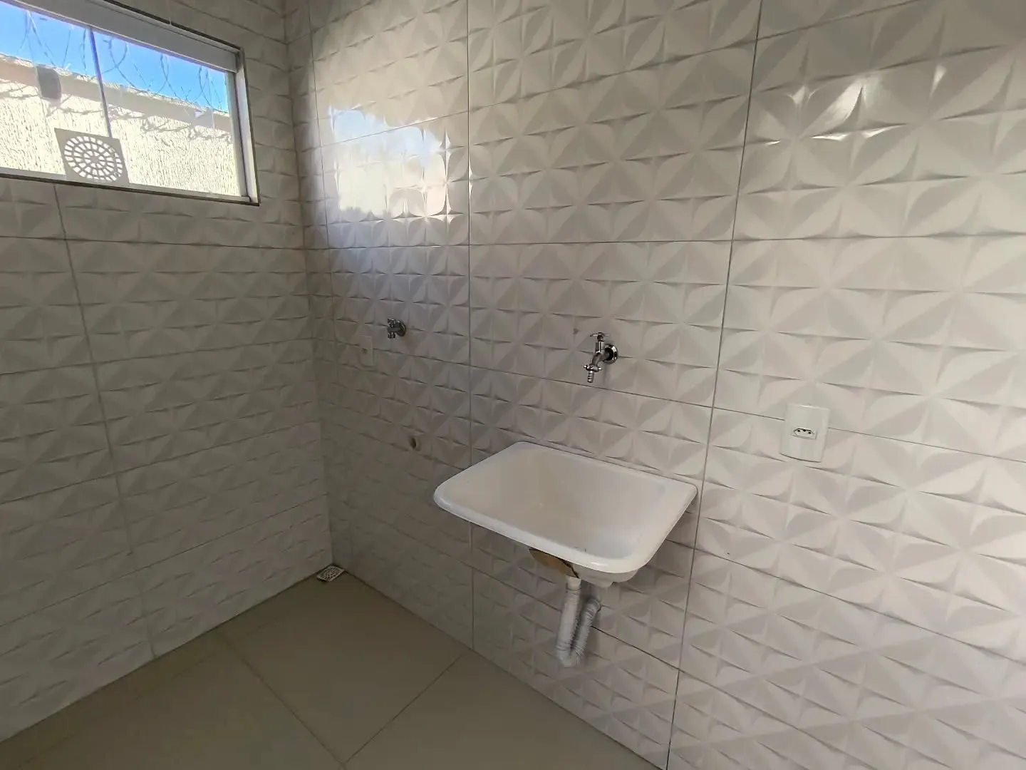 Imagem Casa De 3/4 Sendo 2 Suites Em Cond A 1 Km Do Terminal Vila Brasilia Com Area Gourmet