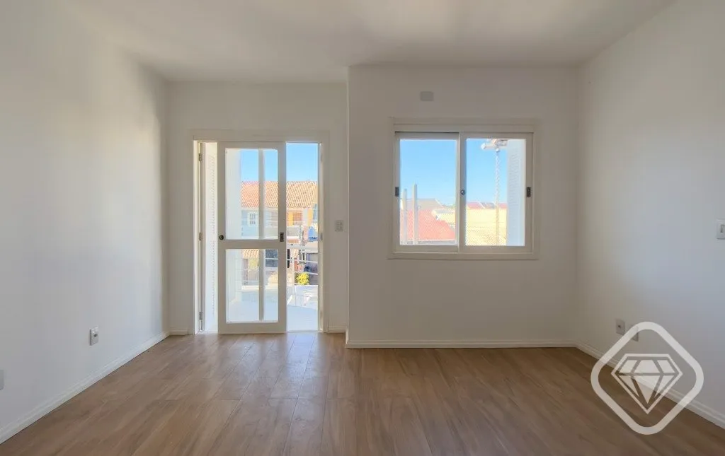 Imagem Casa semimobiliada com piscina no bairro Hípica, pronta para morar, com excelente padrão de acabam...