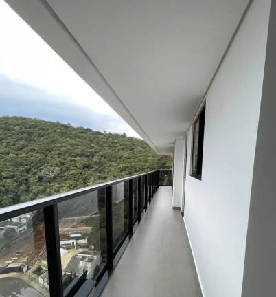 Imagem Cobertura Duplex a venda com 3 suítes vista mar em Itajaí