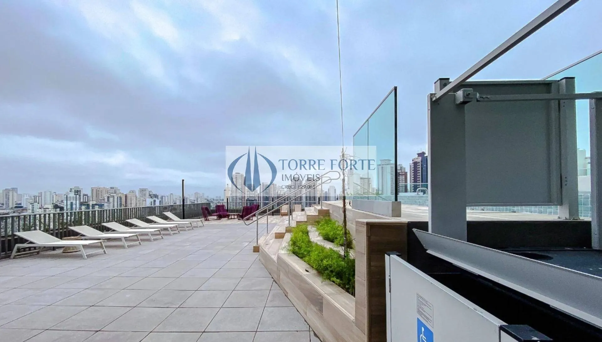Imagem Apartamento com 2 Quartos 1 suite 2 vagas, varanda no Jardim Analia Franco