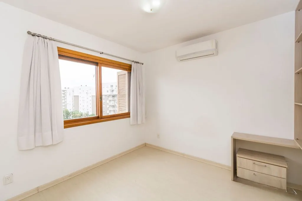 Imagem Apartamento 3 dorms à venda Rua João Ernesto Schmidt, Jardim Itu - Porto Alegre