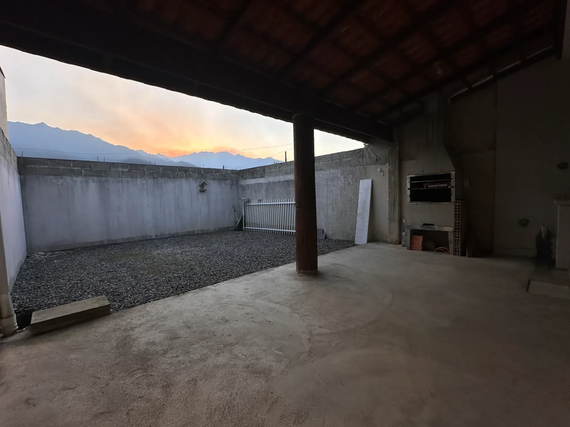 Imagem Casa com 2 Quartos à Venda ou Locação, 89 m² em Garuva - Garuva