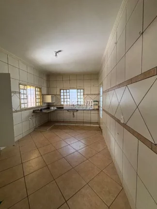 Imagem Casa para Alugar em Parque das Américas, Uberaba