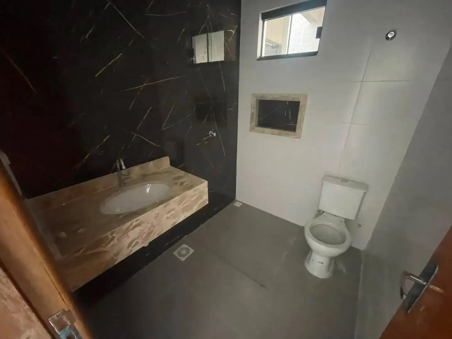 Imagem Casa 2/4 Com Suite No Aerorpoto Sul Com Entrada Parcelada
