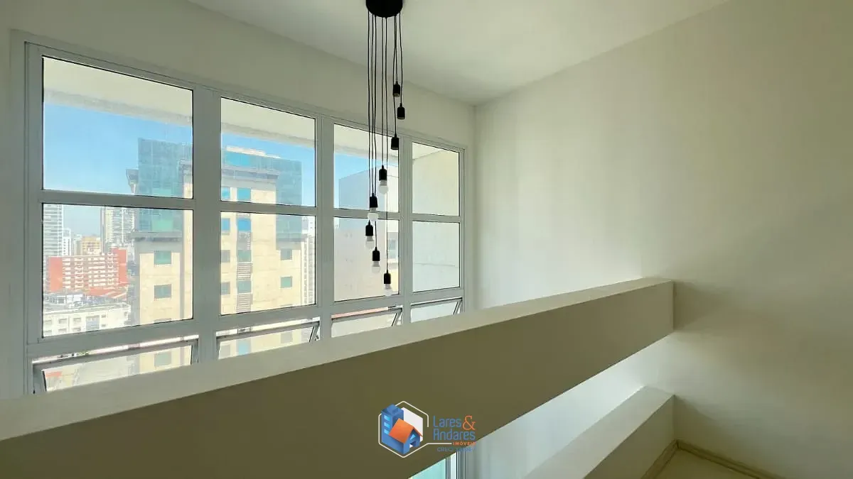 Imagem Duplex para venda e locação em Indianópolis com 1 quarto, sendo 1 suíte, 45m²