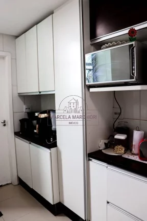 Imagem Apartamento da quadra da praia com vista para o mar, montado e decorado