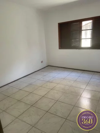 Imagem Sobrado com 03 quartos e suíte com 03 vagas no Jardim nossa Senhora do Carmo