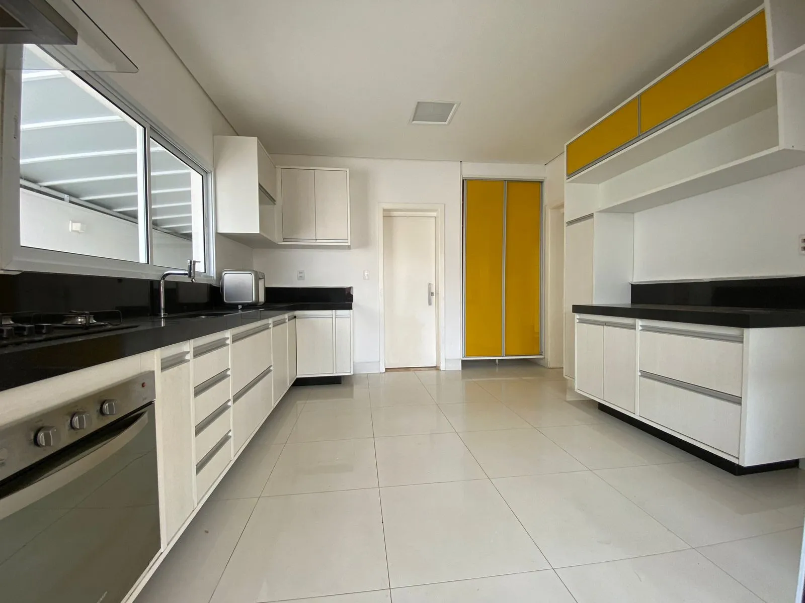 Imagem Casa 3 dormitórios 296m² Condomínio Lago da Serra Aceita Permuta