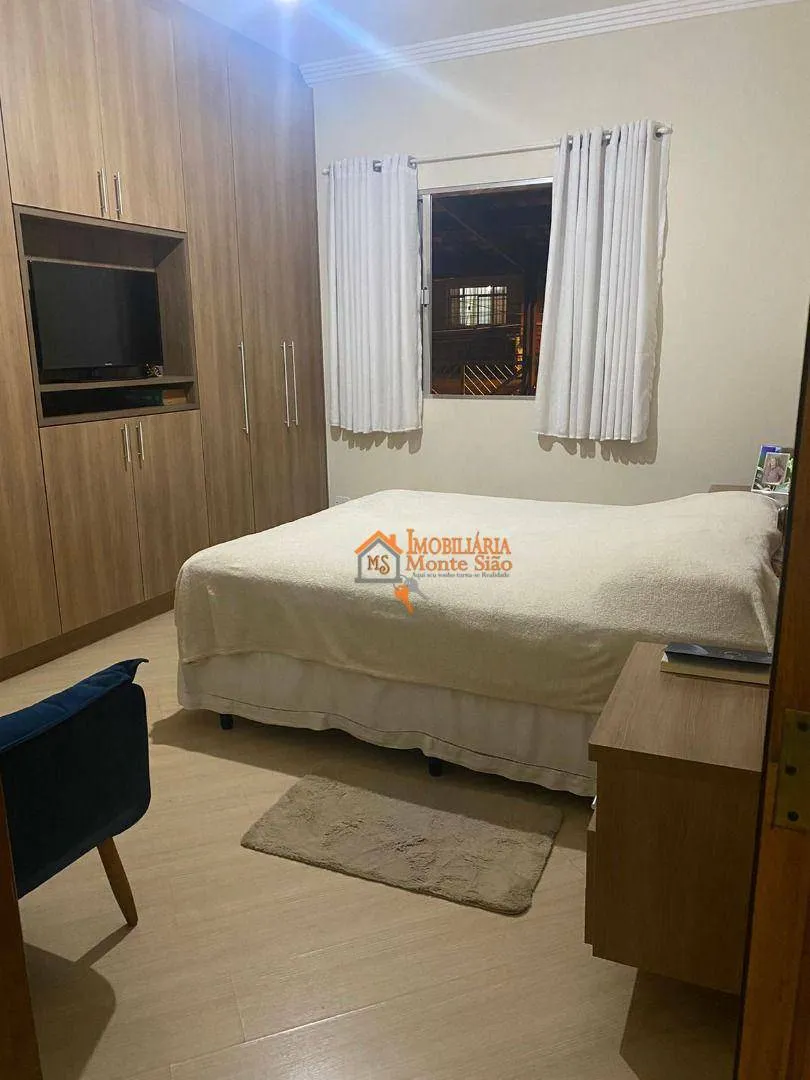Imagem Sobrado com 3 dormitórios à venda, 292 m² por R$ 700.000,00 - Jardim do Papai - Guarulhos/SP
