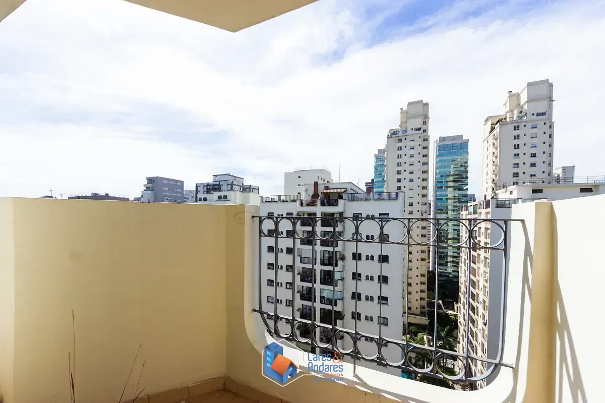 Imagem Cobertura para venda em Moema com 3 quartos, sendo 1 suíte, 147m²