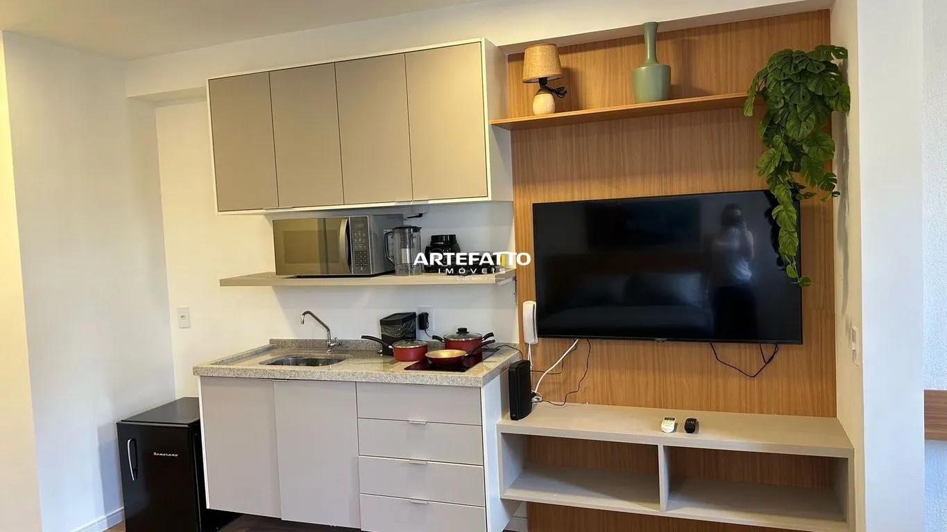 Imagem Studio Mobiliado com 25 mts ao lado metro - Vista Livre para Piscinas