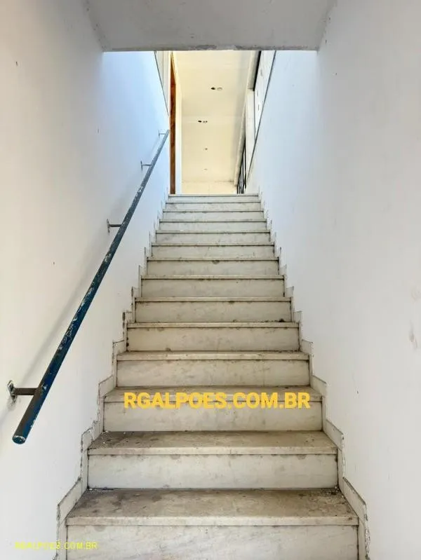 Imagem Galpão para Locação em RESENDE, JARDIM TROPICAL, 2 banheiros
