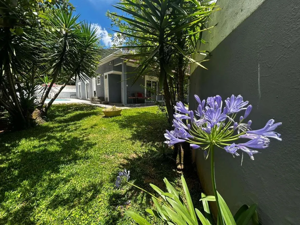 Imagem Casa para Venda em Petrópolis / RJ no bairro Mosela