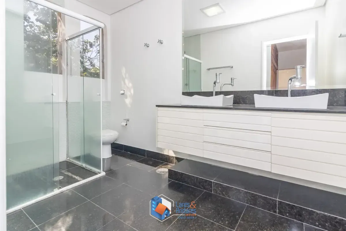 Imagem Casa para venda em Vila Morumbi com 4 quartos, sendo 2 suítes, 374m²