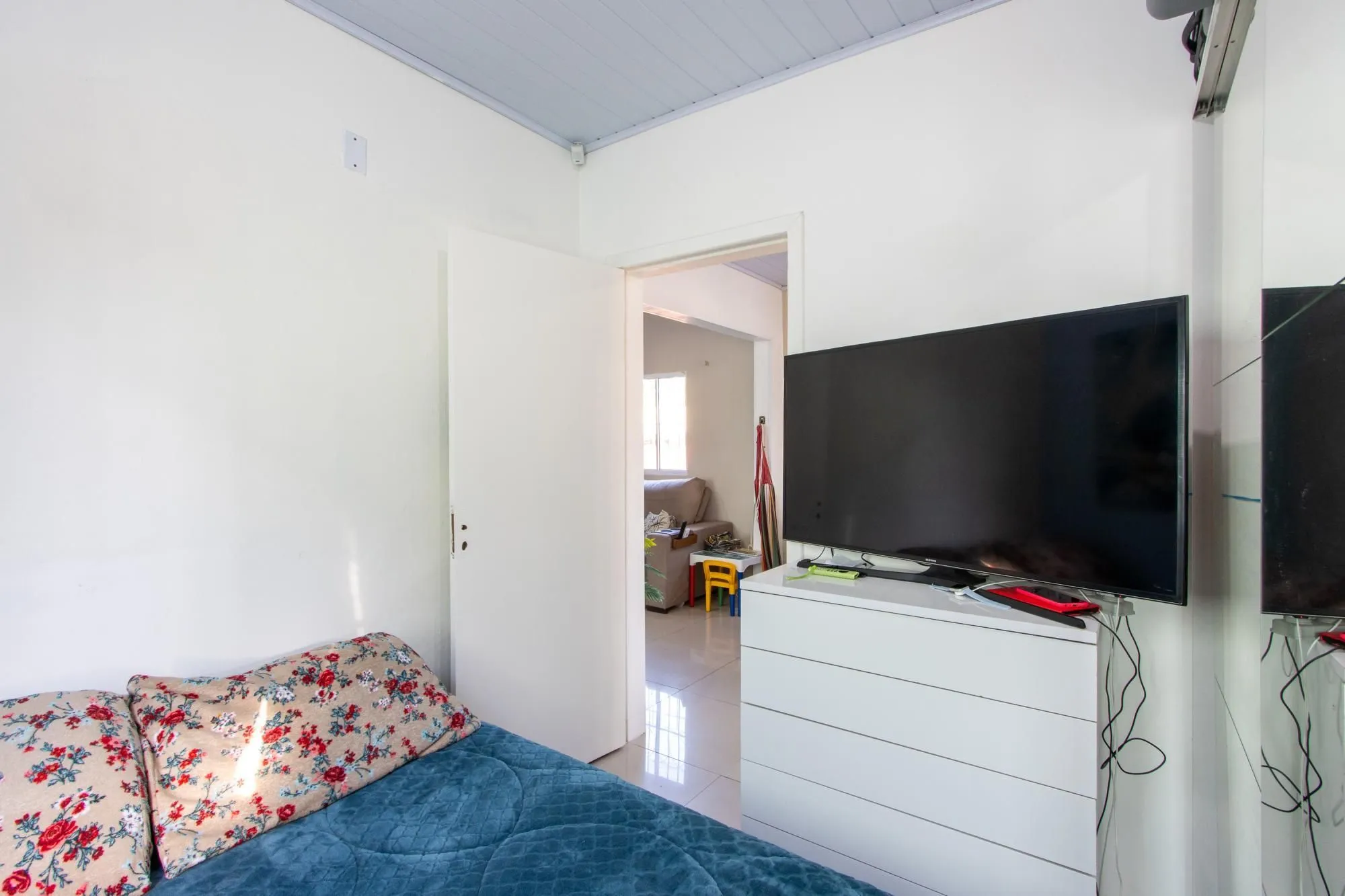Imagem Casa para Venda - 134.06m², 3 dormitórios, 5 vagas - Vila Nova