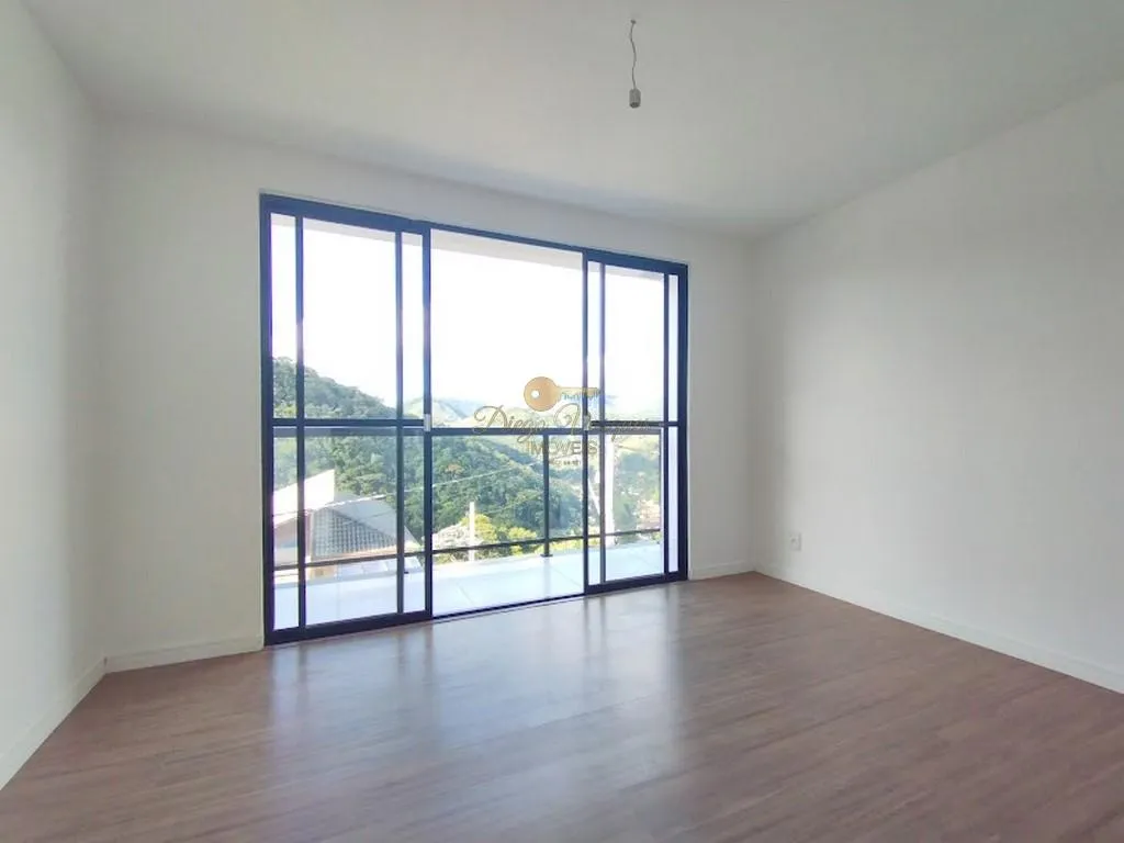 Imagem Casa em Condomínio para Venda em Teresópolis / RJ no bairro Albuquerque