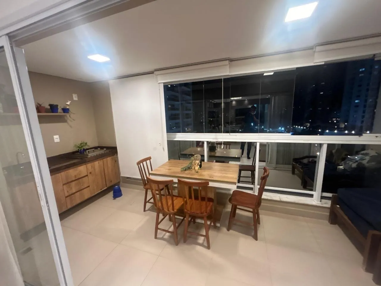 Imagem Luxuoso Apartamento no Coração do Parque Campolim Cond. Residencial Saint Tropez