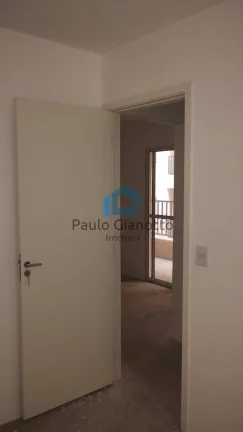 Imagem Apartamento Novo com elevador na Granja Viana
